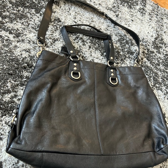 Women’s Coach Black Leather Handbag - Picture 2 of 14